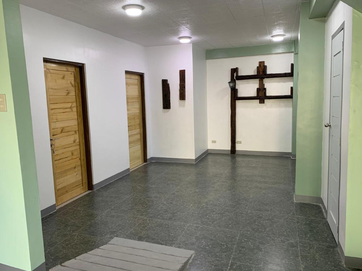 Beinte Singko De Marso Apartments Candon Exteriör bild